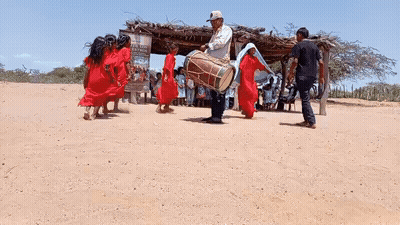 Comunidades étnicas trabajando juntas